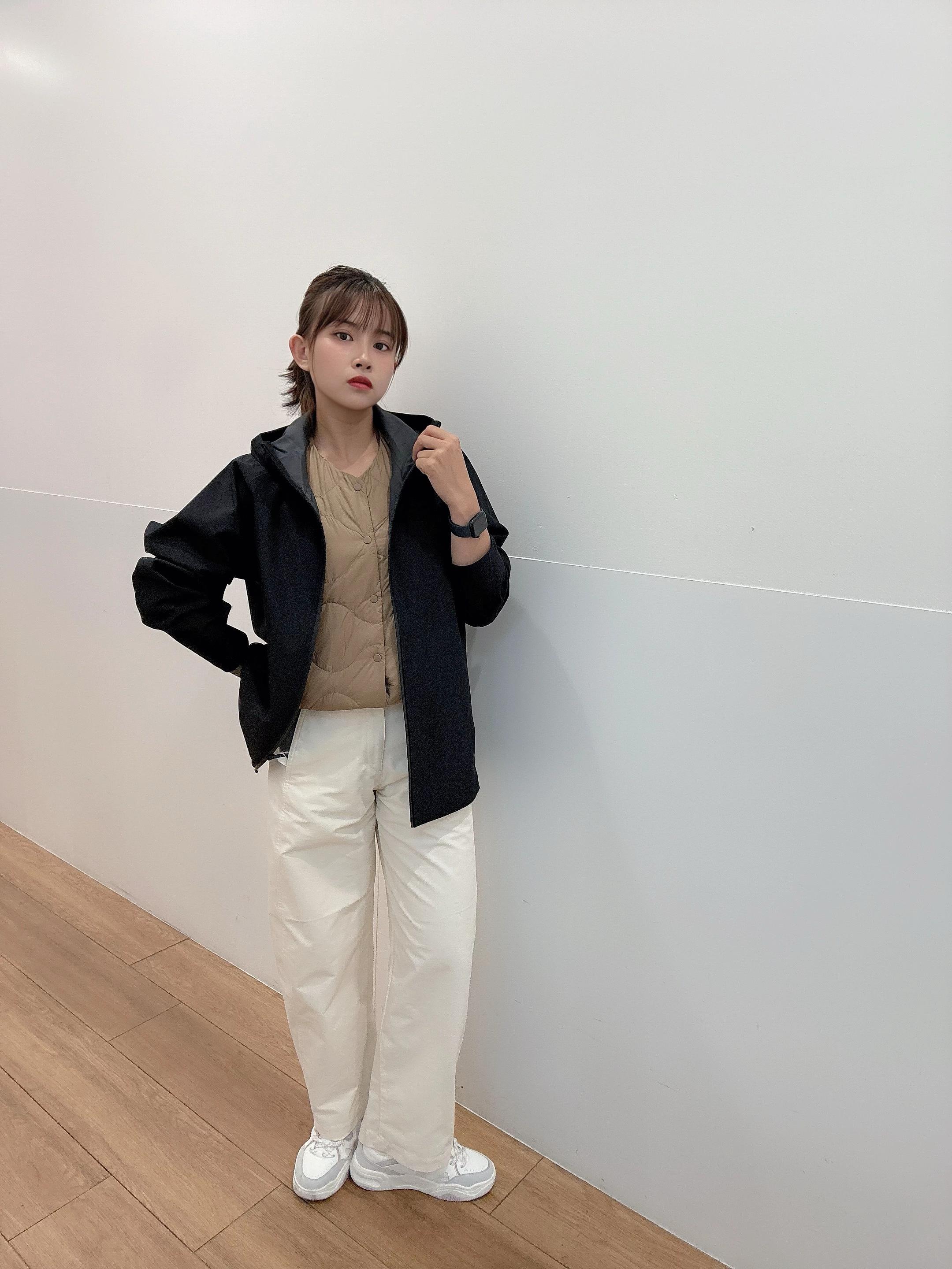 真的不来尝试一下优衣库今年全新升级的功能型外套吗? #优衣库上新 #机能风外套 #防风外套 #通勤穿搭如何摆脱土气感 #户外穿搭