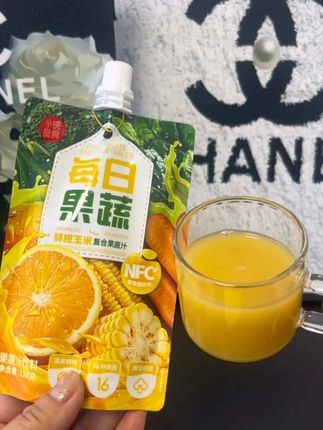 家里有不爱吃蔬菜的宝宝,你就给他来一袋这个每日果蔬汁,好喝又营养!#果蔬汁 #小碗良食 #好喝不贵 #每日果蔬汁 #小朋友都爱喝