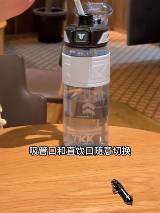 天气热了,赶紧给孩子换个结实耐用的夏季杯杯吧!