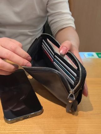 #头层牛皮#小手包#手机包#长钱包男士 #男士必备  男士休闲拉链小手包手机包轻便便捷日常出行必备可放口袋包包