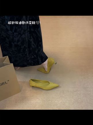 软到可以对折的鞋底!超舒服通勤小猫跟!#单鞋 #尖头鞋 #猫跟鞋 #宝藏鞋子 #哎哟喂你鞋真好看