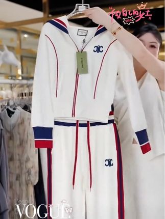 2025春秋新款杏色休闲运动套装女连帽刺绣卫衣气质两件套9018#爆款热卖中 #休闲运动 #运动套装 #卫衣两件套 #好穿又好搭