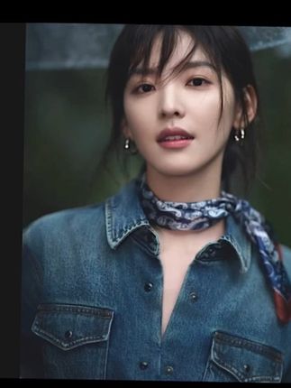 姐妹们百搭款牛仔衬衫来了,可以搭配你衣柜所有衣服的一件衬衫#牛仔穿搭 #牛仔控 #必备单品 #时髦穿搭 #强烈推荐