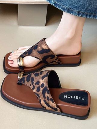 厚底增高人字拖女夏季外穿2025新款配裙子沙滩凉鞋套趾坡跟凉拖鞋#爆款热卖中#厂家直发