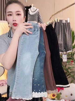 巨高品质的女童牛仔裤,面料柔软亲肤,洋气又百搭,完全不输品牌货#高品质童装 #面料柔软舒适 #牛仔裤 #女童牛仔裤 #百搭裤子