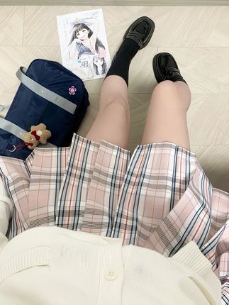 【樱上雪】莓喵jk原创正版校供感jk格裙灰粉a字半身裙学院风百褶裙#jk格裙 #jk穿搭 #格裙 #百褶裙 #学院风穿搭 @DOU+小助手