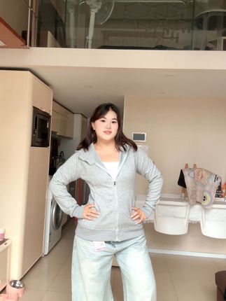 # 微胖女生 #怎么穿出松弛感 #微胖穿搭分享 #遮肉 #梨形身材穿搭