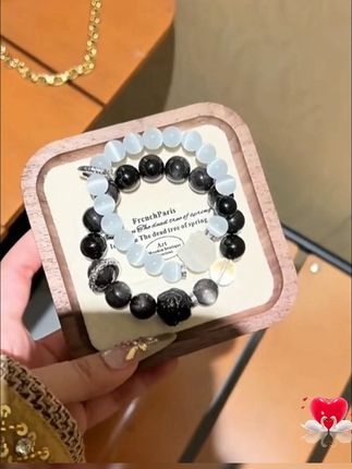 #足银手链 时来运转醒狮情侣手串,新中式小众手链七夕送男女友礼物#情侣手串 #时来运转 #醒狮手串 #情侣手链 @抖音小助手