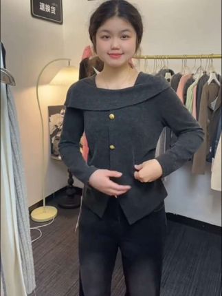春秋哺乳装外出时尚法式复古方领大码长袖遮肉显瘦产后喂奶服上衣#哺乳衣新品 #哺乳外出衣 #哺乳上衣 #喂奶衣 #哺乳穿搭 @DOU+小助手