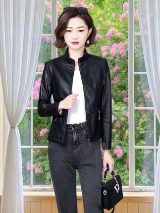 海宁真皮皮衣女短款绵羊皮女士皮夹克修身机车小个子洋气时尚外套#时尚女装穿搭 #时尚气质穿搭 #优雅气质 #谁穿谁好看′