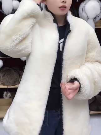 皮毛一体羊皮袄羊剪绒皮衣加厚保暖冬季男女羊毛内胆羊皮棉袄整张#秋冬穿搭 #羊皮毛一体 #加厚保暖 #男女同款 #新款上新