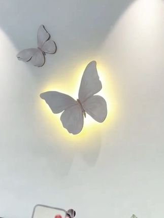 新款法式奶油风立体蝴蝶装饰:餐厅/卧室/客厅/玄关通用,可作壁灯、挂画或墙面挂件