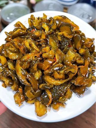 #超便宜超划算 稀饭配上这油泼黄瓜,脆嫩爽口,咸香中带着微微辣,一口下去超满足!现在个位数直接到手3罐,真的太划算啦!#脆黄瓜  #下饭菜  #强烈推荐 #好吃到停不下来