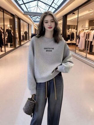 新款休闲上衣#时尚穿搭 #气质穿搭 #穿出自己的风格 #显瘦穿搭 #女装