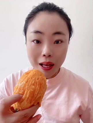 攀枝花凯特芒果,8.88发五斤,纯甜的,皮薄肉厚纤维少果肉细腻,巨好吃,爱吃芒果的放心拍!#芒果#攀枝花芒果 #凯特芒果#新鲜采摘#超便宜超划算