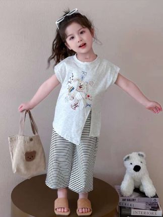 女童夏季套装2025新款小童洋气儿童装夏装女宝宝短袖阔腿裤两件套#生女儿就是用来打扮的 #每日童装穿搭分享 #甜美穿搭 #女童穿搭 #夏日穿搭