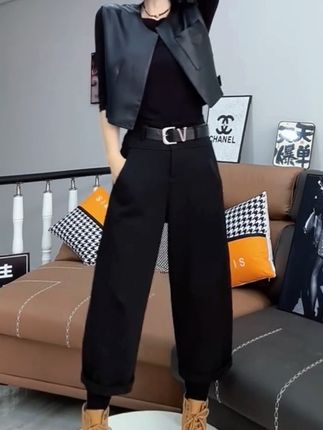 秋季八分休闲阔腿裤,遮肉显瘦,时尚百搭!#秋季穿搭 #时尚穿搭 @DOU+上热门 @DOU+小助手 @创作灵感小助手