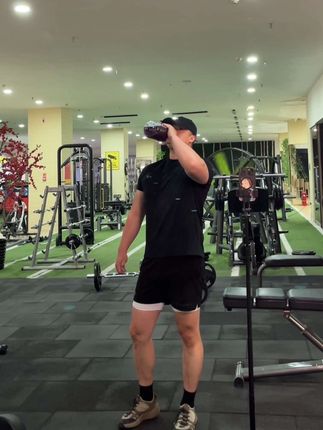 七八月份暴热 运动后大量流汗 大量电解质流失 要及时补充 运动户外打球出汗多 要及时补充电解质 #电解质水 #电解质 #电解质饮料 #夏日必备饮品 #运动健身