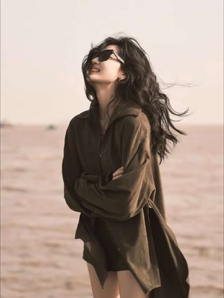 #张予曦毕雯珺真拍了红裙抱 #张予曦的定妆魔法 #深情眼 #毕雯珺 #张予曦毕雯珺