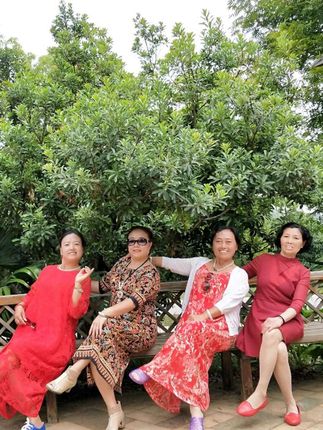 留下美好的瞬间和美好的回忆,开开心心过好每一天🌹🌹🌹🌹🌹