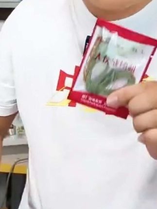 过线孔抛光 研磨拉线 用于专业缝纫机维修 过线孔拉光 抛光 #大侠缝纫机 #缝纫日常 #箱包厂日常 #努力的服装人 #缝纫机大侠