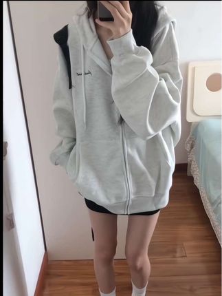 #卫衣 #外套 #内搭外穿都好看 #慵懒风穿搭 #秋冬穿搭