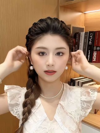 #压发头箍 这款发箍气质百搭简约大气,正反两带,太美#优雅气质 #发箍这样戴好美 #高颅顶发箍测评 #碎发整理