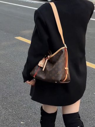 #新款包包 #大容量 #轻奢包包 #单肩包 #包包推荐 @巨量千川