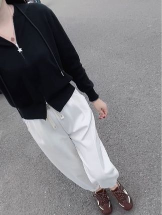 真的记住别去伤害那个真心爱你的人,不要冷落那颗真心待你的心,因为你不知道那天会后悔,也许你这辈子,上天只会安排一次,这个满眼是你的人来到你的身边,他爱你胜过爱自己,如果不小心把她弄丢了,也许这辈子就再也遇不到,像他这样爱你的人了!
