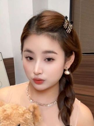 #发饰发夹 #头饰搭配 #温柔风发夹推荐 #精致女人必备 #侧边碎发夹
