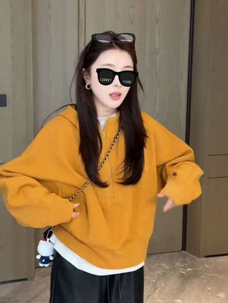 #休闲减龄穿搭 #卫衣 #宽松版型不挑身材#谁穿谁好看#单穿叠穿都好看