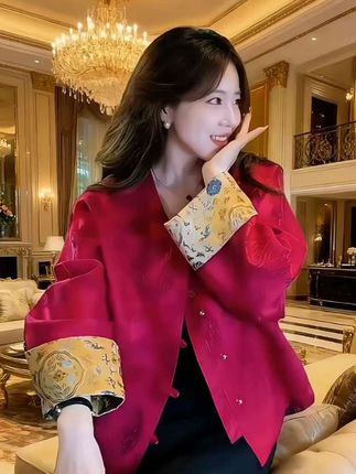#高级感穿搭 #春秋新款 #时尚气质穿搭 #谁穿谁好看′ #两件套
