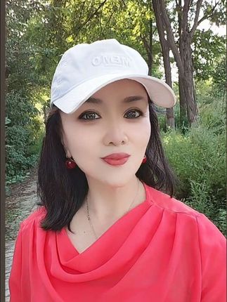 63年的兔,已经62周岁了,一晃就老了,愿我们余生平安幸福,越来越好#穿搭#穿出自己的风格#心态好一切都好#户外随拍
