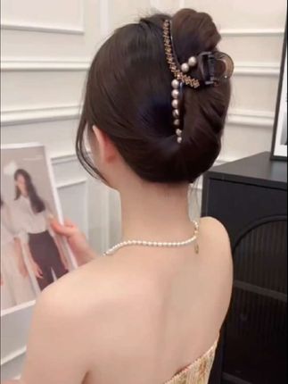 #发型教程 #优雅气质 #仙女必备 #头饰发饰 #美出高级感