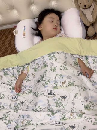 #欧孕 的设计师真的是个天才吧!竟然出了这种踢不掉的#睡袋被 这下不用担心孩子踢被子着凉了,妈妈也能睡个安稳觉了#母婴好物 #带娃好物 #欧孕防踢睡袋被