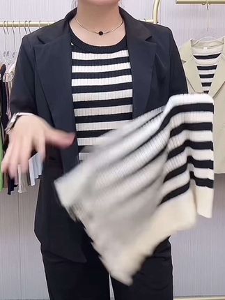 #条纹控 #背心女内搭
