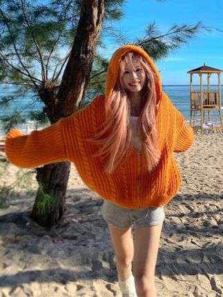 【番茄妹妹】美:式慵懒风麻花针织连帽毛衣宽松百搭多巴胺毛衫】#慵懒风穿搭 #针织衫 #时髦穿搭 #秋天第一杯琥珀流光 #休闲风