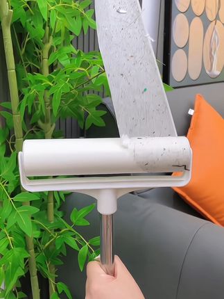 #长柄粘毛器 #粘毛器 #粘毛器可撕式滚筒 #实用好物 #生活好帮手