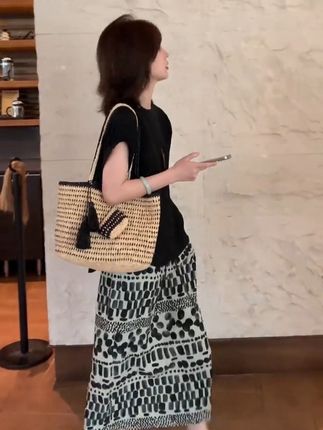 复古时尚休闲套装女夏季新薄款宽松气质减龄短袖 上衣半身裙两件套#夏季穿搭 #显瘦穿搭 #ootd穿搭 #休闲减龄穿搭 #韩系穿搭