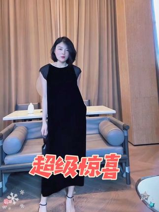 这件真丝连衣裙好显瘦,穿上它是冰凉冰凉的#显瘦显高显气质 #遮肉显瘦遮肉减龄 #高级感穿搭 #真丝 #老谭私服