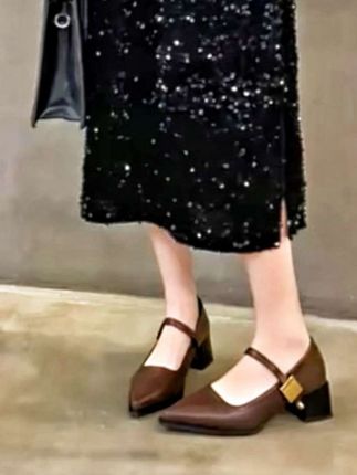#好穿不累脚 #软底软面穿上超舒服 #时尚高跟鞋 #软底小单鞋 诀式方跟玛丽珍小皮鞋2025新款春秋尖头单鞋