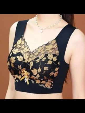 #吊带背心 #百搭上衣 #无限回购的宝藏单品 #好看的衣服都在这里 #爆款热卖中 @DOU+小助手