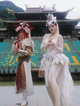 狐王和白狐的双人舞 #天门狐仙#派对舞 #曾上头#抖音舞蹈