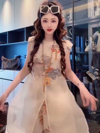 #高级感穿搭 #春秋穿搭 #轻奢女装