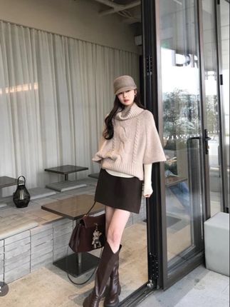 2025秋冬新款套装女麻花针织斗篷毛衣+长袖上衣+短裤三件套00727#穿搭 #针织衫毛衣 #谁穿谁好看 #上热门 #ootd穿搭