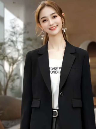 小个子小西装外套女短款春秋季2025 春款设计感时尚百搭休闲小西服#早秋休闲穿搭#穿出自己的风格#美出高级感#优雅永不过时#谁穿谁好看@巨量千川