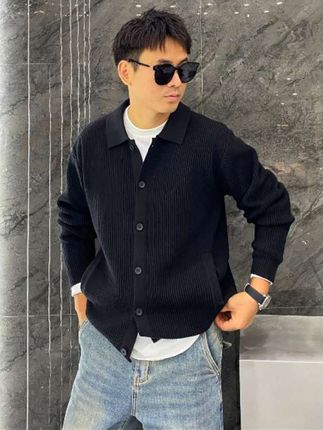 秋冬极简风纽扣翻领纯色针织开衫毛衣外套痞帅高级感针织衫男#针织衫 #好物推荐🔥 #爆款热卖中 @DOU+小助手 @爆款推荐 @DOU+上热门