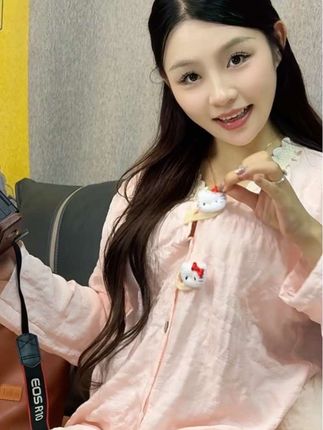 今天是个微笑女孩