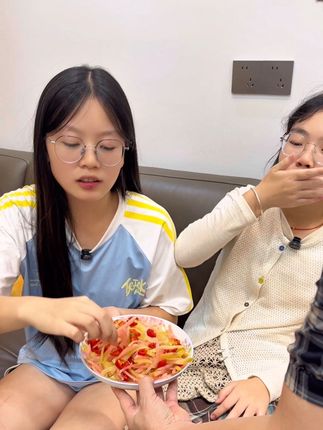 酸辣解馋 0脂肪 太好吃了#泡菜丝