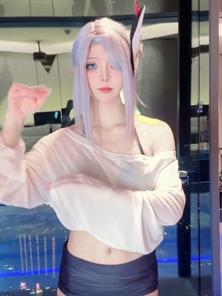 路过的和主包说句生日快乐! #原神空月之歌 #原神挪德卡莱 #和我一起玩原神吧 #申鹤 #白毛